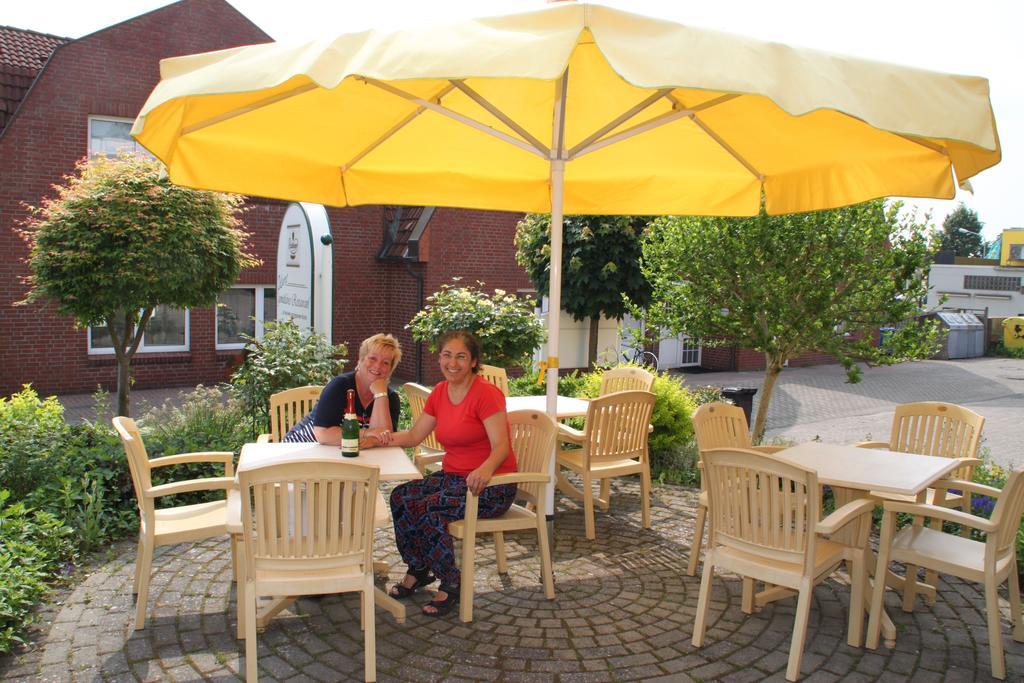 Hotel Neuses Cuxhaven Exteriör bild