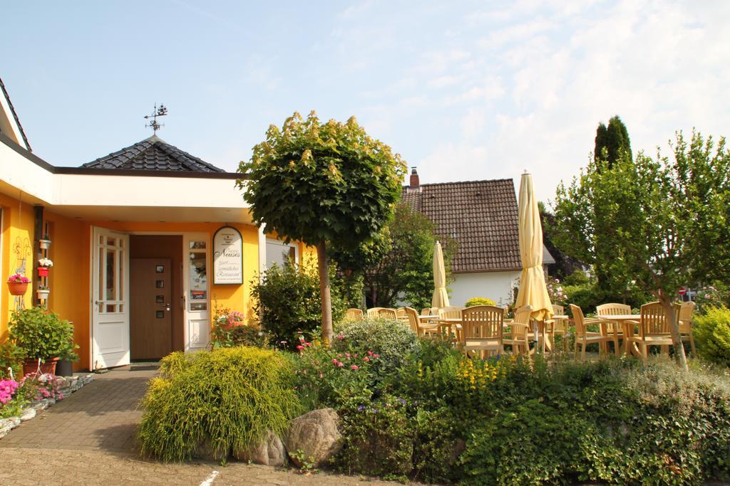 Hotel Neuses Cuxhaven Exteriör bild